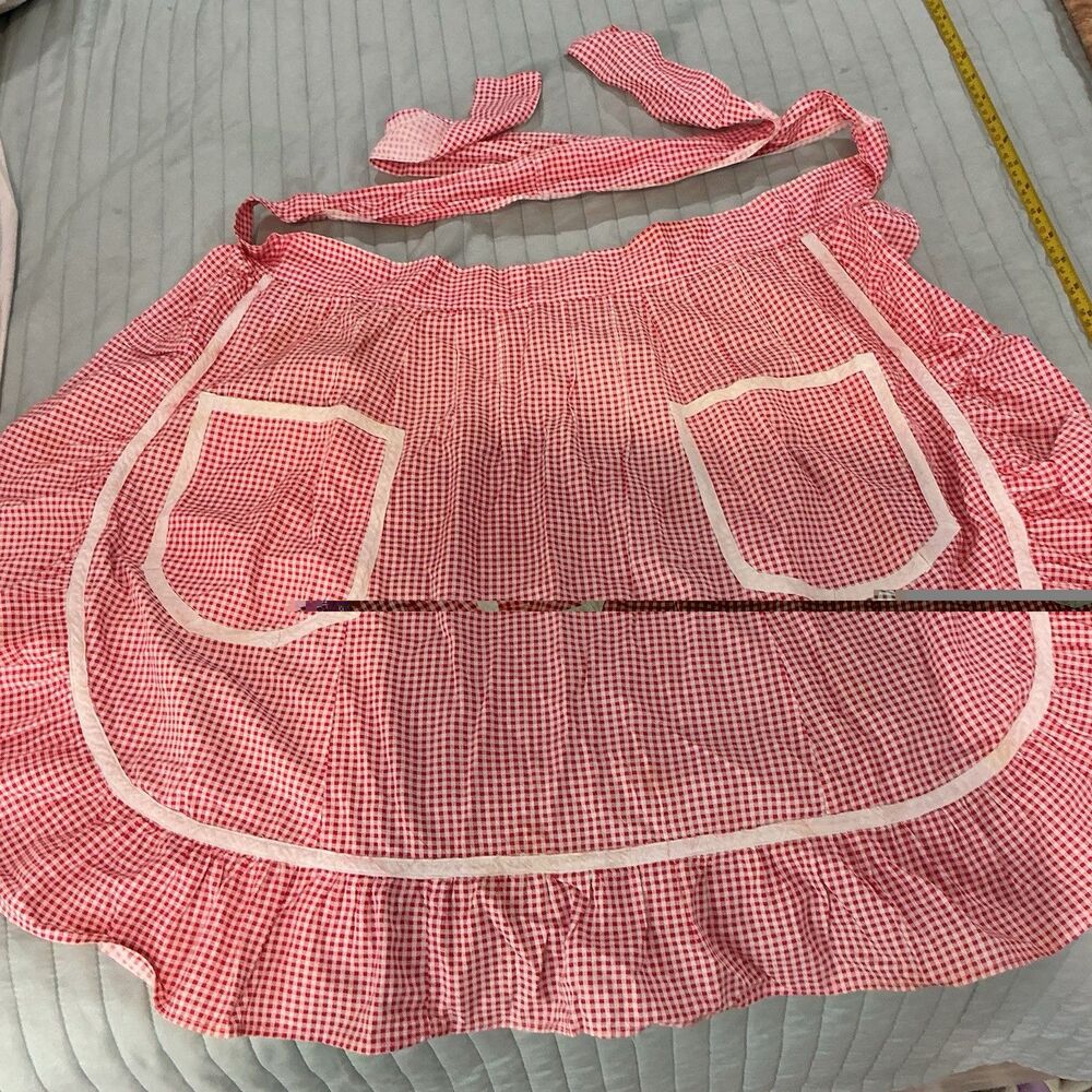Vintage Red White Gingham Half Apron Ruffle Hem 2 Pockets 75” Waist Tie